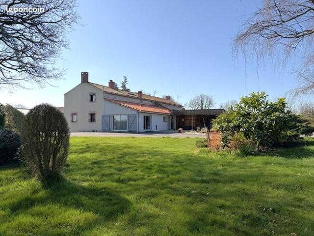 Maison vente à La Roche-sur-Yon, Mouilleron-le-captif