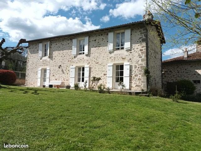 Maison vente à Confolens, Chasseneuil-sur-bonnieure