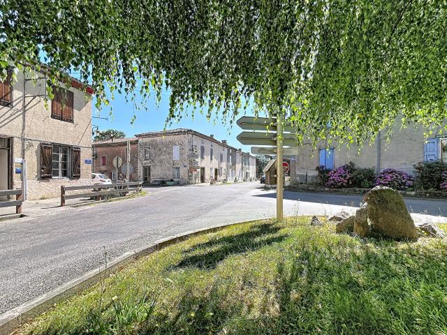 Maison vente à Foix, Occitanie