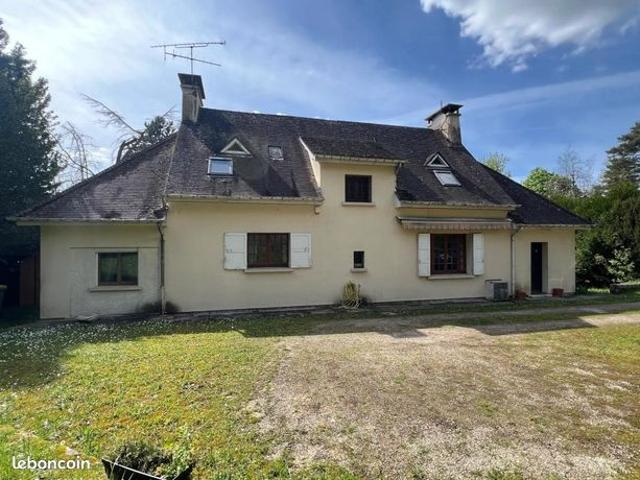 Maison vente à Fontainebleau, Poligny
