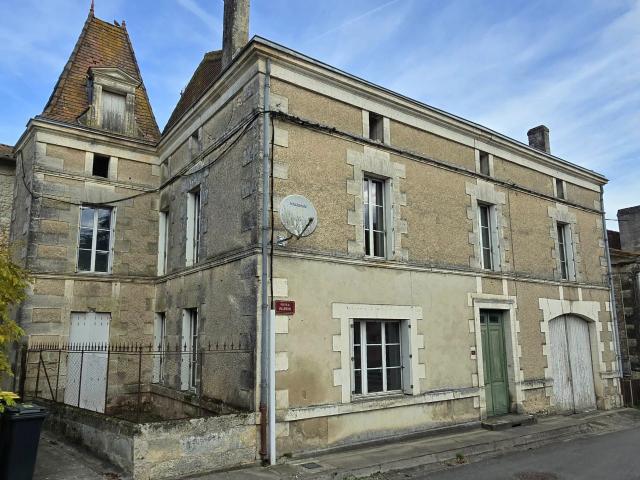 Maison vente à Périgueux, Bouteilles-saint-sébastien