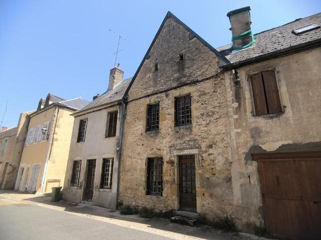 Maison vente à Château-Chinon (Ville), Moulins-engilbert