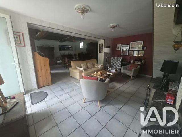 Maison vente à Vire, Roucamps
