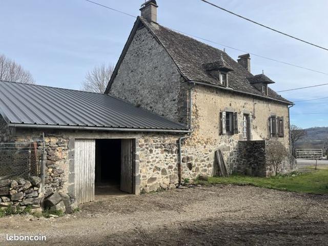 Maison vente à Mauriac, Chalvignac