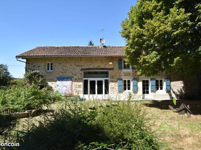 Maison vente à Mazerolles, Charente
