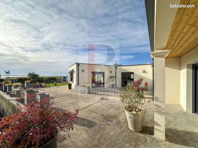 Maison vente à La Rochelle, Yves