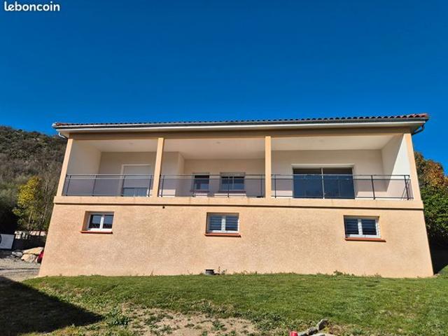 Maison vente à Foix, Cos