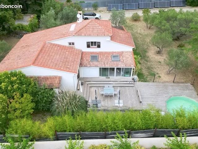 Maison vente à Brignoles, Villecroze