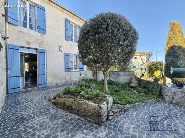 Maison vente à Saintes, Grézac