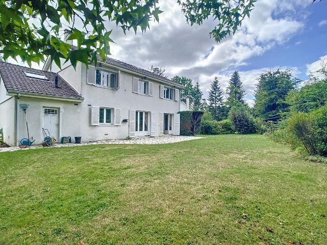 Maison vente à Rambouillet, Voisins-le-bretonneux