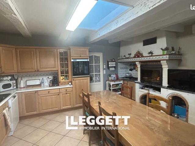 Maison vente à Angoulême, Curac