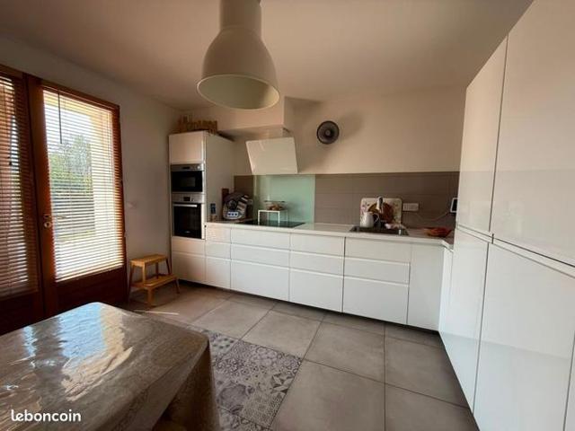 Maison vente à Annecy, Sales