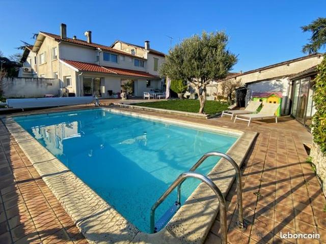 Maison vente à Agen, Layrac
