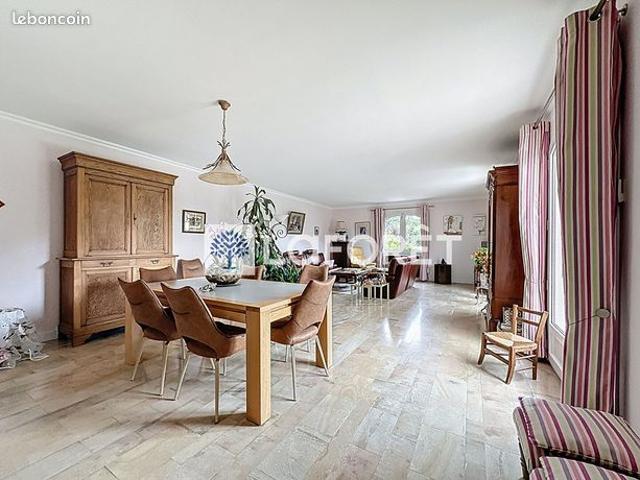 Maison vente à Rouen, Le Mesnil-esnard