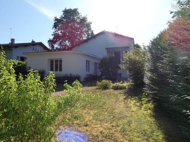 Maison vente à Montluçon, Néris-les-bains