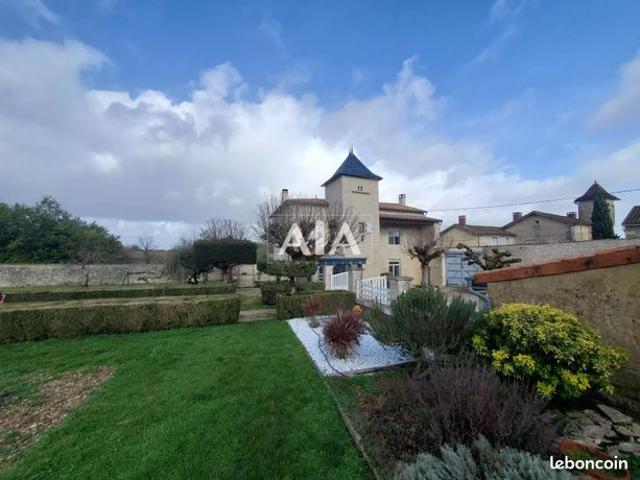 Maison vente à Confolens, Barro