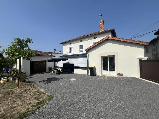 Maison vente à Saint-Pierre, Chabanais