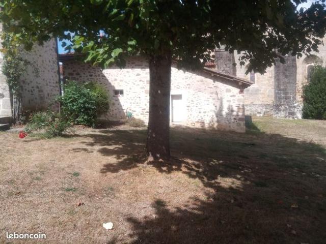 Maison vente à Confolens, Cherves-châtelars