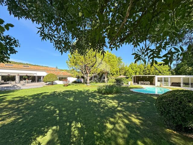Maison vente à Aix-en-Provence, Cabriès