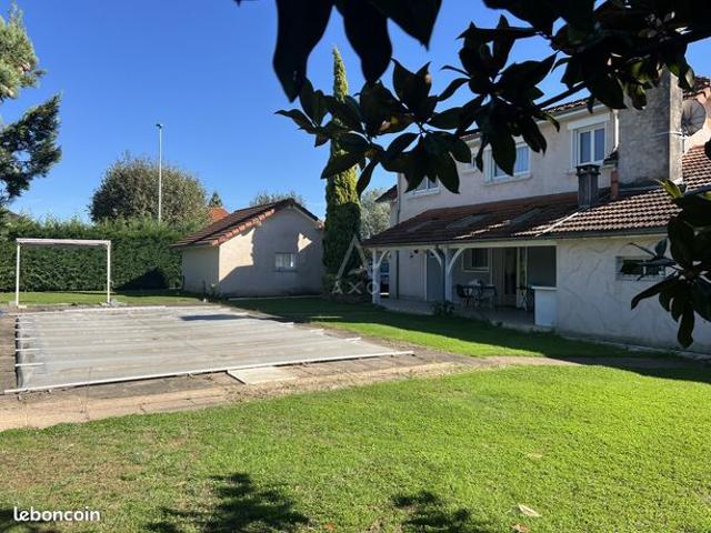 Maison vente à Oloron-Sainte-Marie, Oloron-sainte-marie