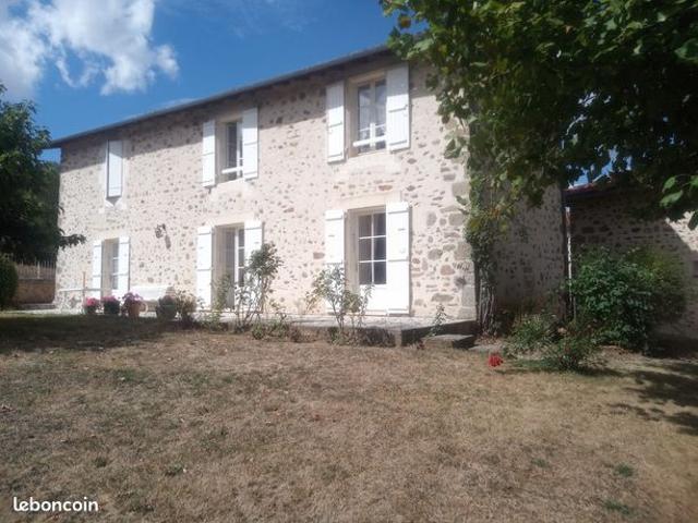 Maison vente à Confolens, Cherves-châtelars