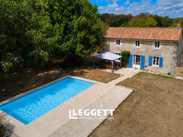 Maison vente à Confolens, Nanteuil-en-vallée