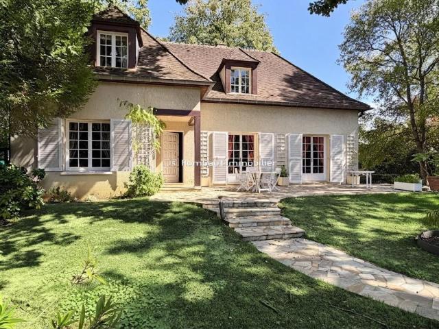 Maison vente à Versailles, La Celle-saint-cloud