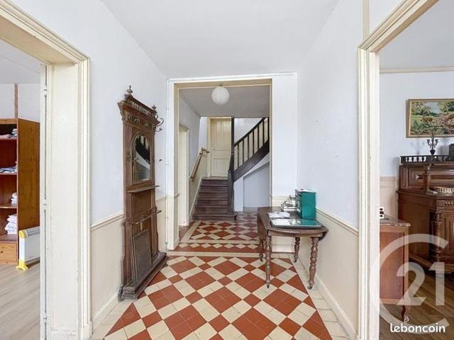 Maison vente à Versailles, Bailly