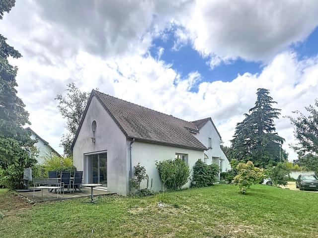 Maison vente à Tours, Montlouis