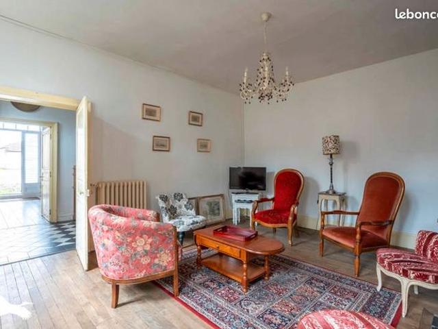 Maison vente à Nontron, Chaleix