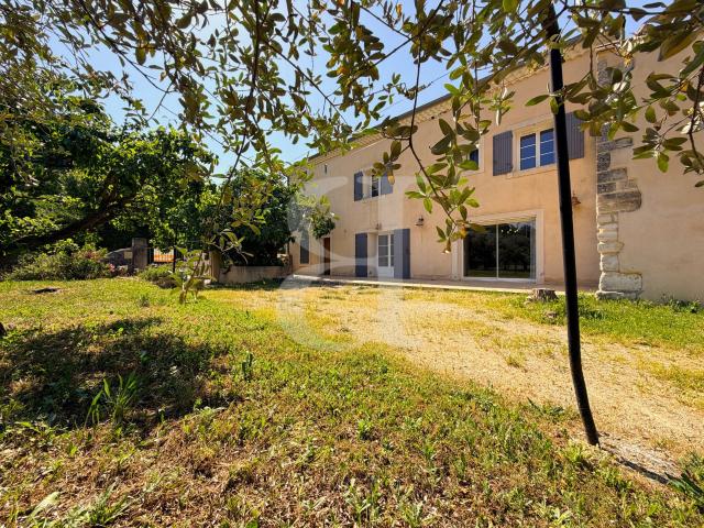 Maison vente à Carpentras, Pernes-les-fontaines