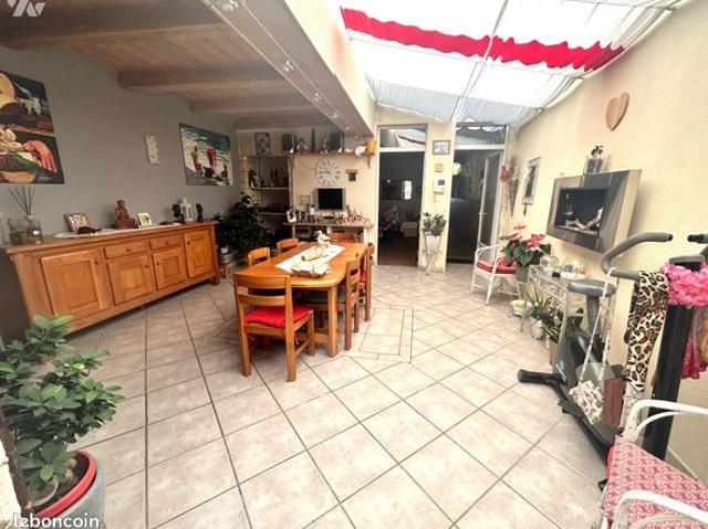 Maison vente à Rochefort, Hiers-brouage