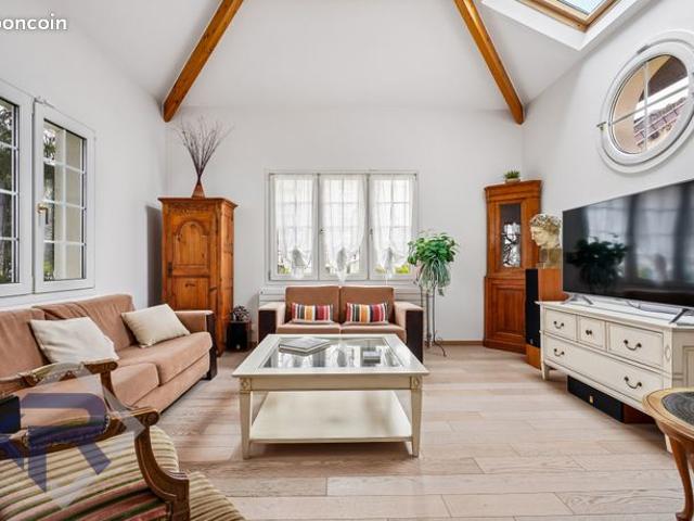 Maison vente à Dreux, Montreuil
