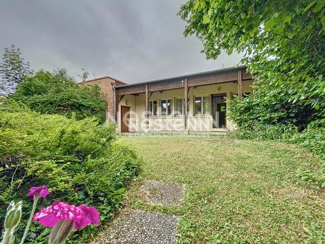 Maison vente à Versailles, Montigny-le-bretonneux