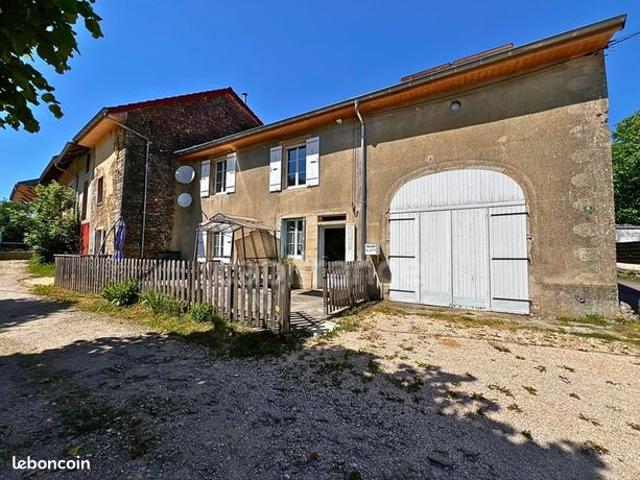Maison vente à Lons-le-Saunier, Orgelet
