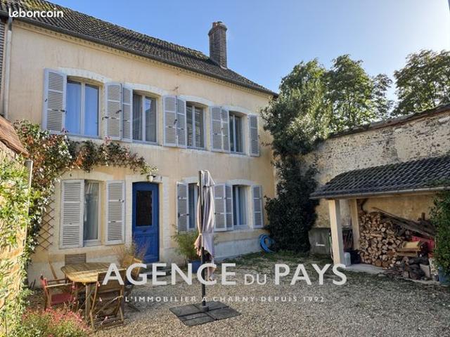 Maison vente à Auxerre, Champignelles