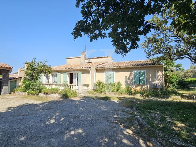 Maison vente à Carpentras, Sainte-cécile-les-vignes