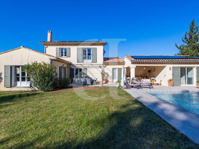 Maison vente à Avignon, Saumane-de-vaucluse
