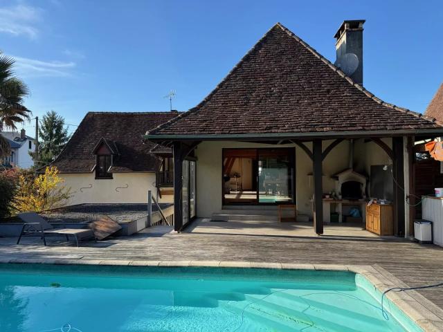 Maison vente à Oloron-Sainte-Marie, Salies-de-béarn
