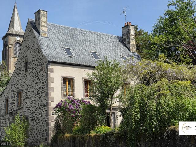Maison vente à La Chassagne, Murol