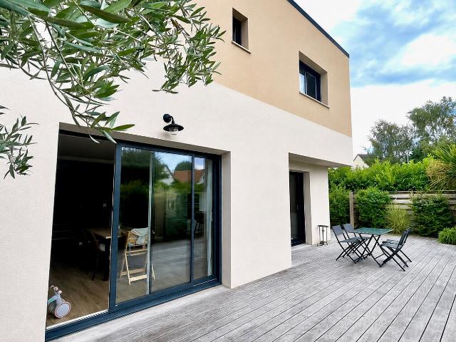 Maison vente à Caen, Saint-contest