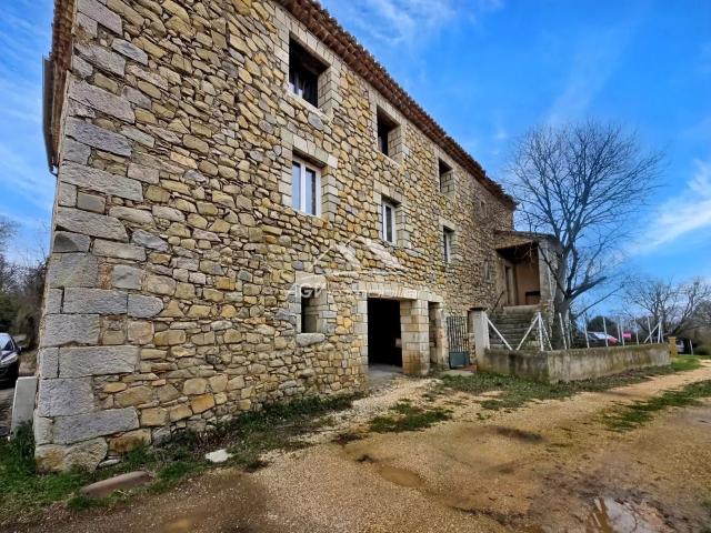Maison vente à Nîmes, Uzès