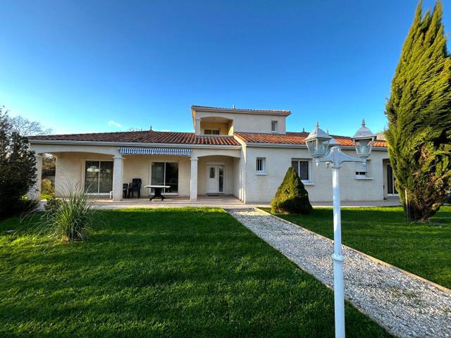 Maison vente à Saintes, Saujon