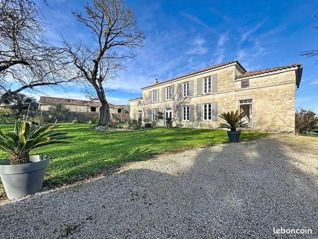 Maison vente à Rochefort, Ciré-d'aunis