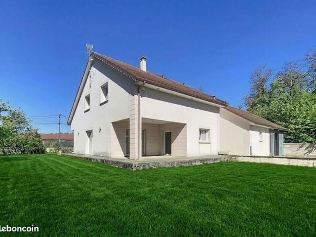 Maison vente à Neufchâteau