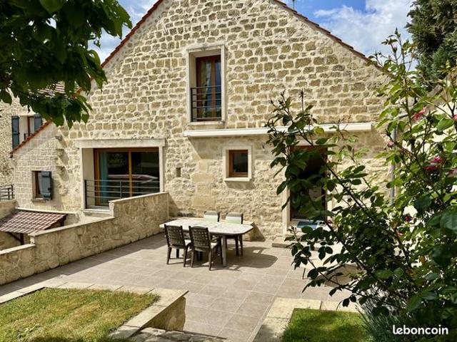 Maison vente à Pontoise, Neuville-sur-oise