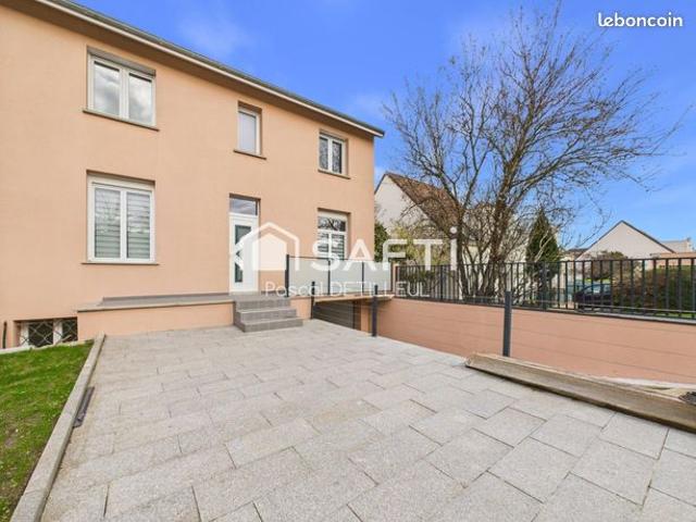 Maison vente à Nanterre, Hauts-de-Seine