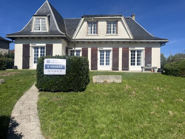 Maison vente à Mauriac