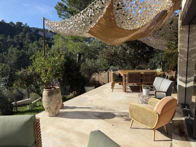 Maison vente à Arles, Les Baux-de-provence