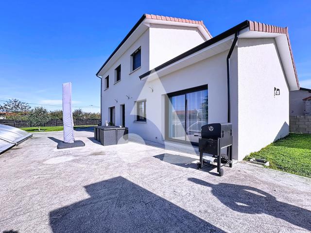 Maison vente à Montbrison, Civens